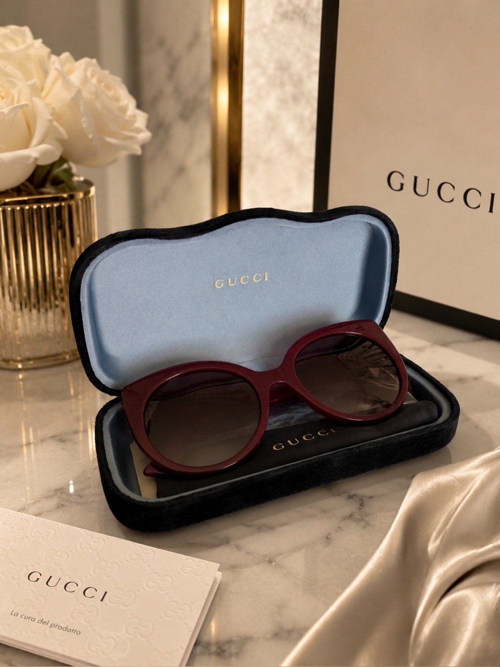 Gucci Women's Burgundy Round Frame Sunglasses comes with a canvas cream tote!!!